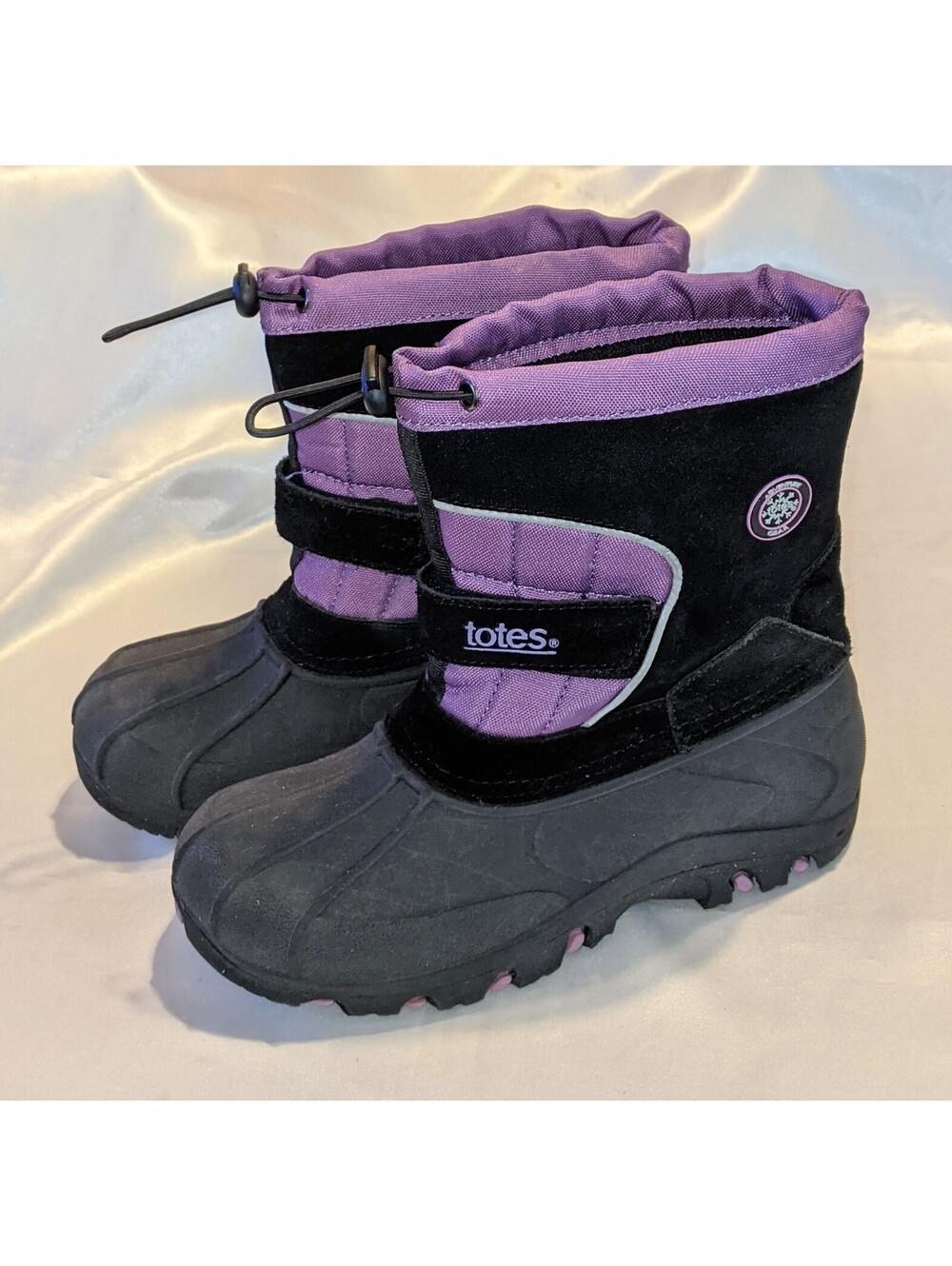 TOTES Jaclyn Youth Girls Black & Purple Winter Snow Boots Size 4 Med Waterproof